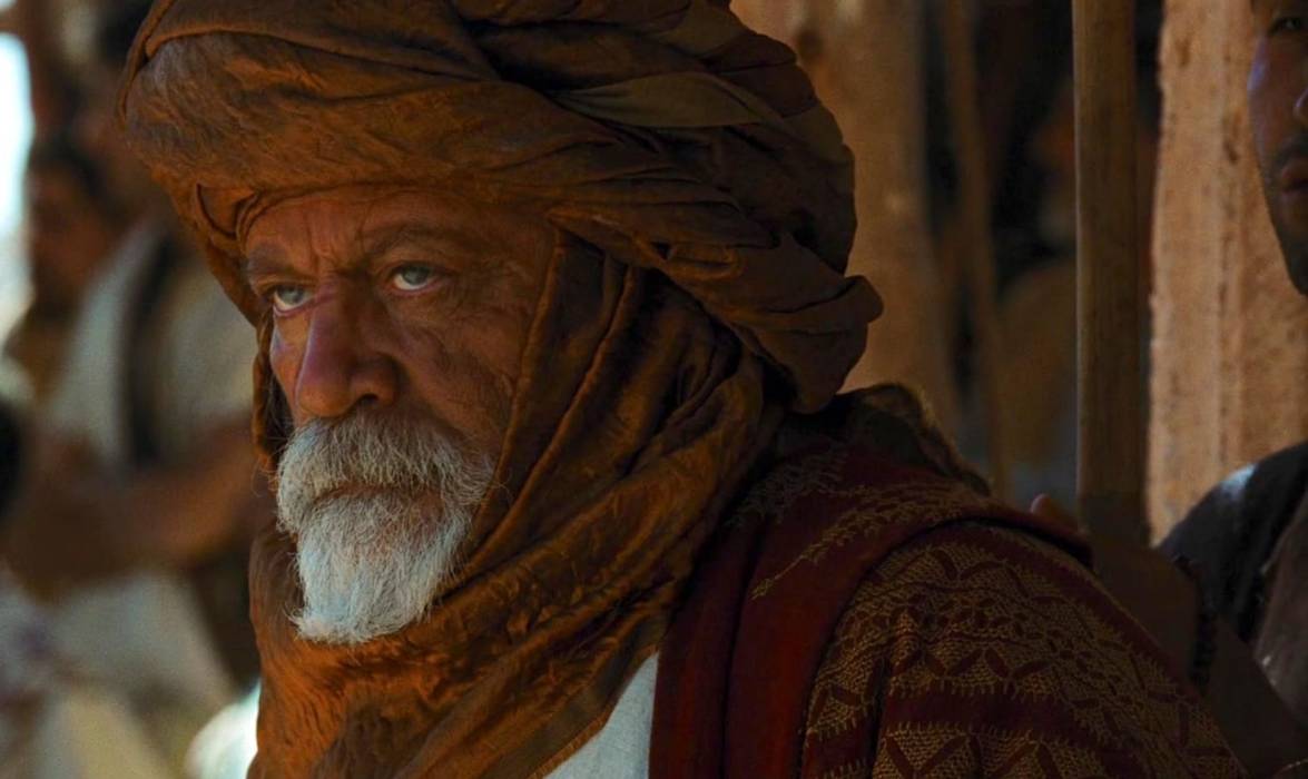 Oliver Reed w scenie filmu